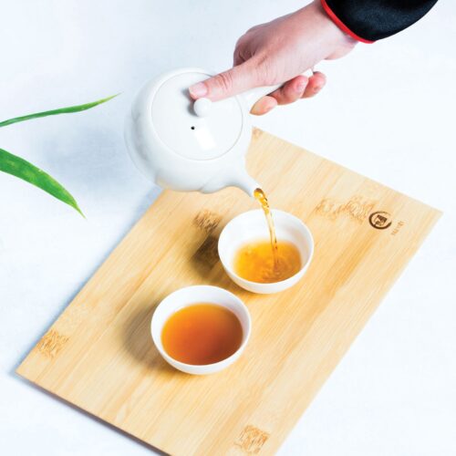 am-chem-su-1 Ấm trà sứ trắng pha hồng trà