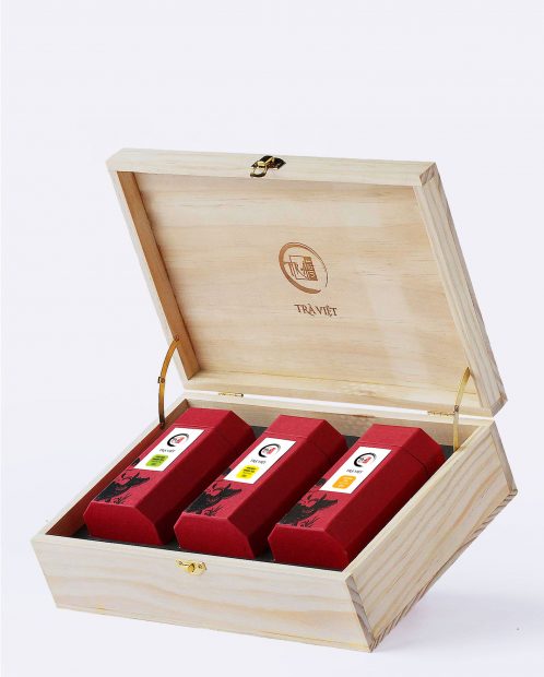 hop-tri-an-go-tra-co-thu-olong-non-tom-1 Hộp Tri Ân gỗ trà cổ thụ, trà ô long, trà nõn tôm