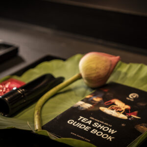 khai-truong-phong-trai-nghiem-tea-show-28 Trà Sen : The Tea Show (TICKET)