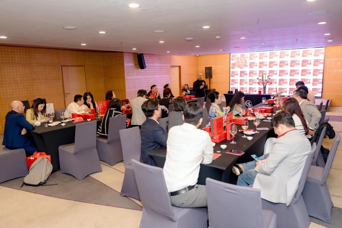 Trà Việt Ra mắt quà tết 2026