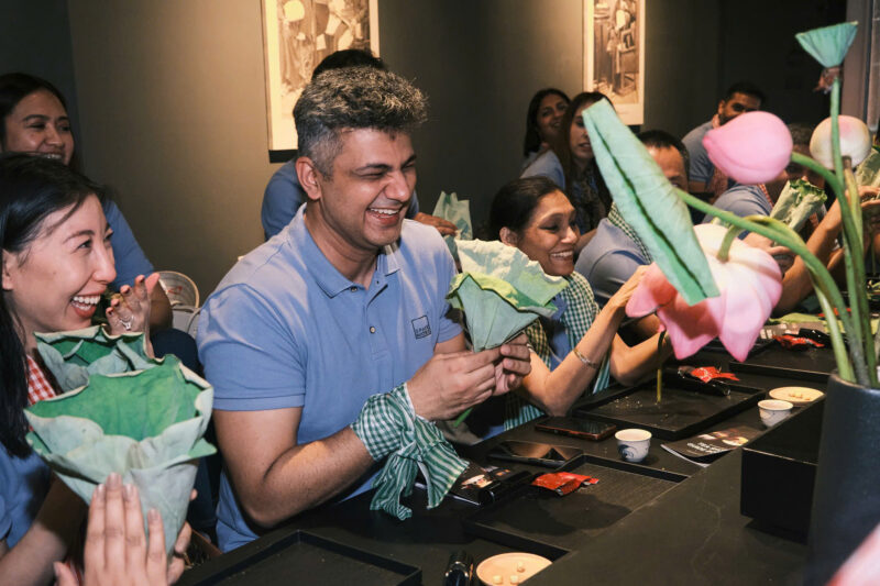 tra-sen-tea-show-00007 Trà Sen : The Tea Show (TICKET)