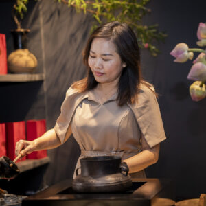 tra-sen-tea-show-00012 Trà Sen : The Tea Show (TICKET)